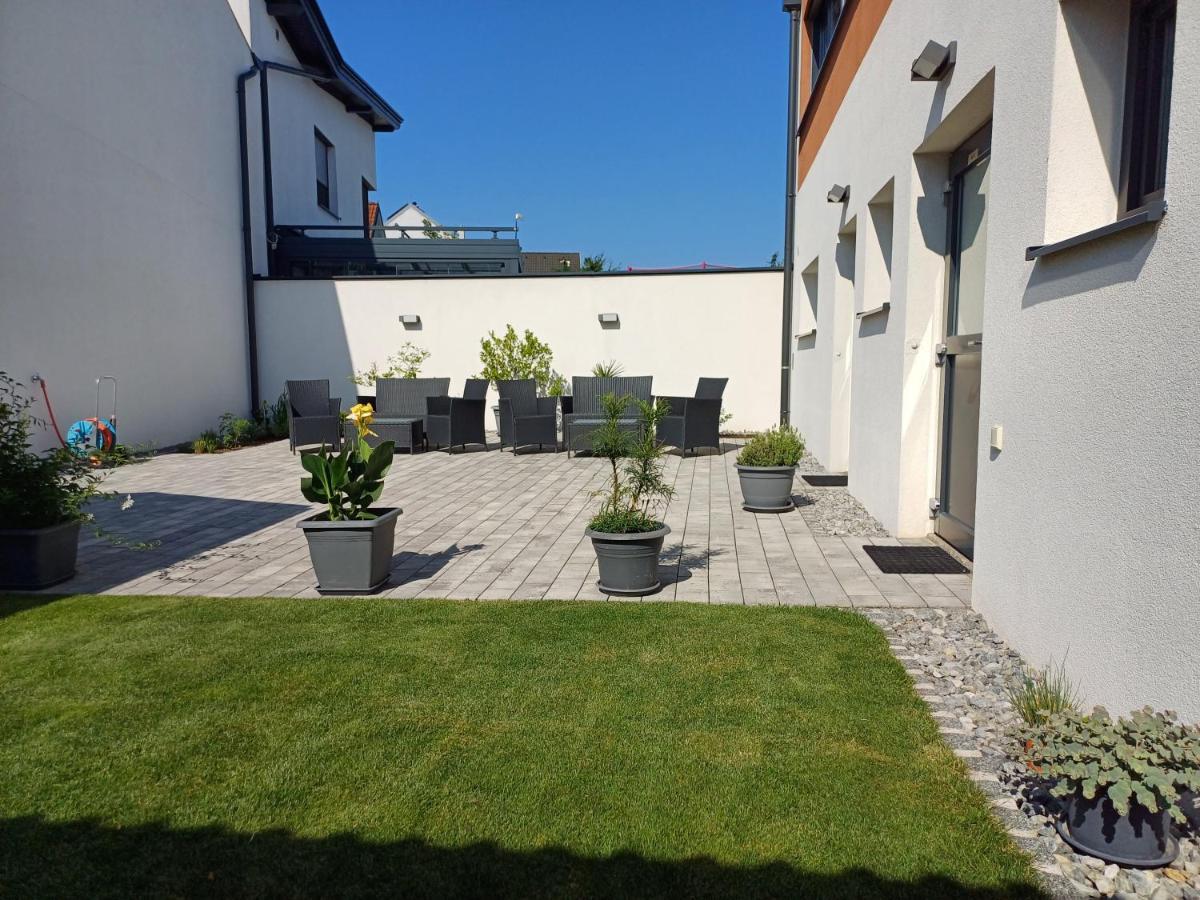 Penthouse Griemann 2 Fuer Max 4 Personen Mit Eigener Grosser Dachterrasse Zum Relaxen! Illmitz Exterior foto