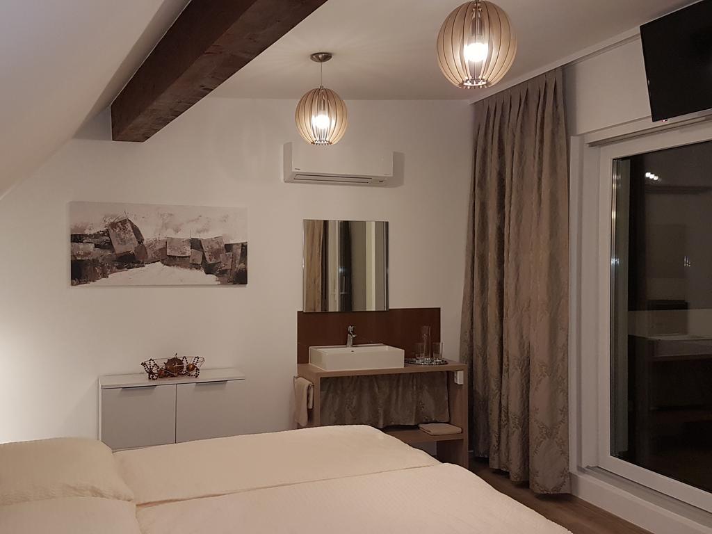 Penthouse Griemann 2 Fuer Max 4 Personen Mit Eigener Grosser Dachterrasse Zum Relaxen! Illmitz Exterior foto