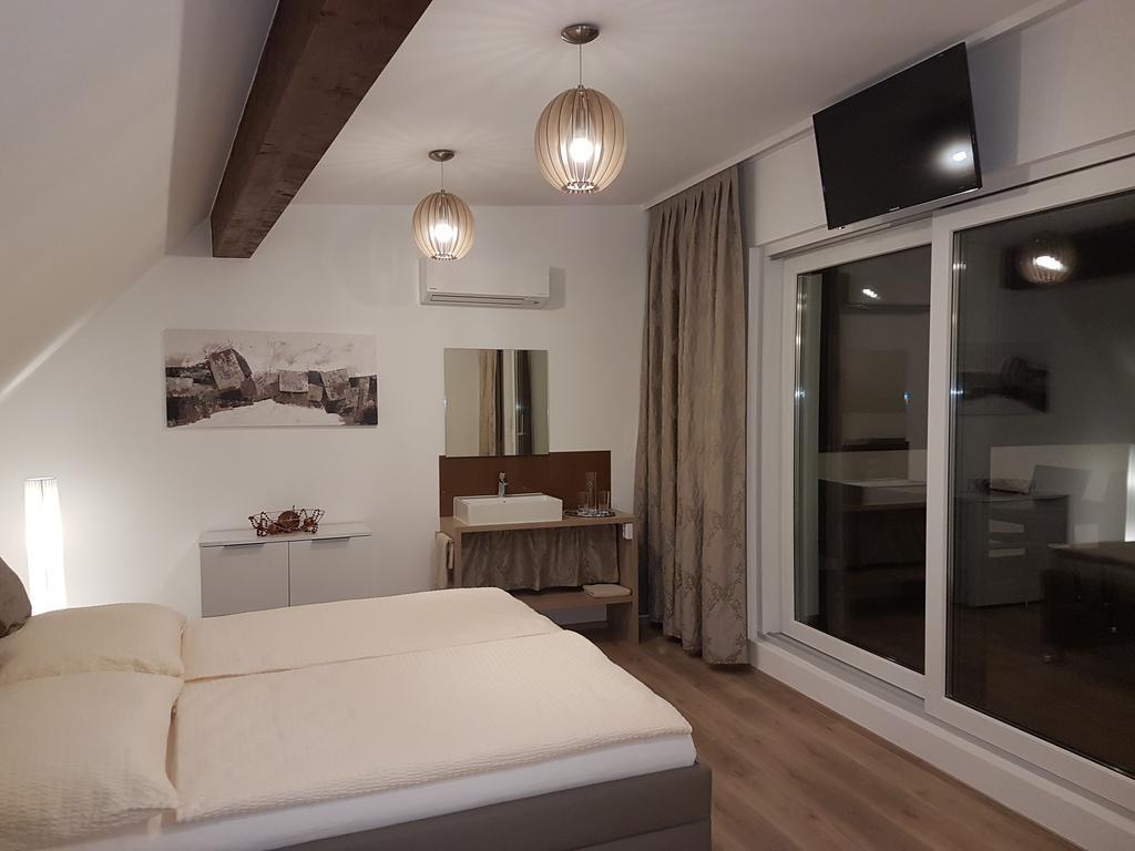 Penthouse Griemann 2 Fuer Max 4 Personen Mit Eigener Grosser Dachterrasse Zum Relaxen! Illmitz Exterior foto