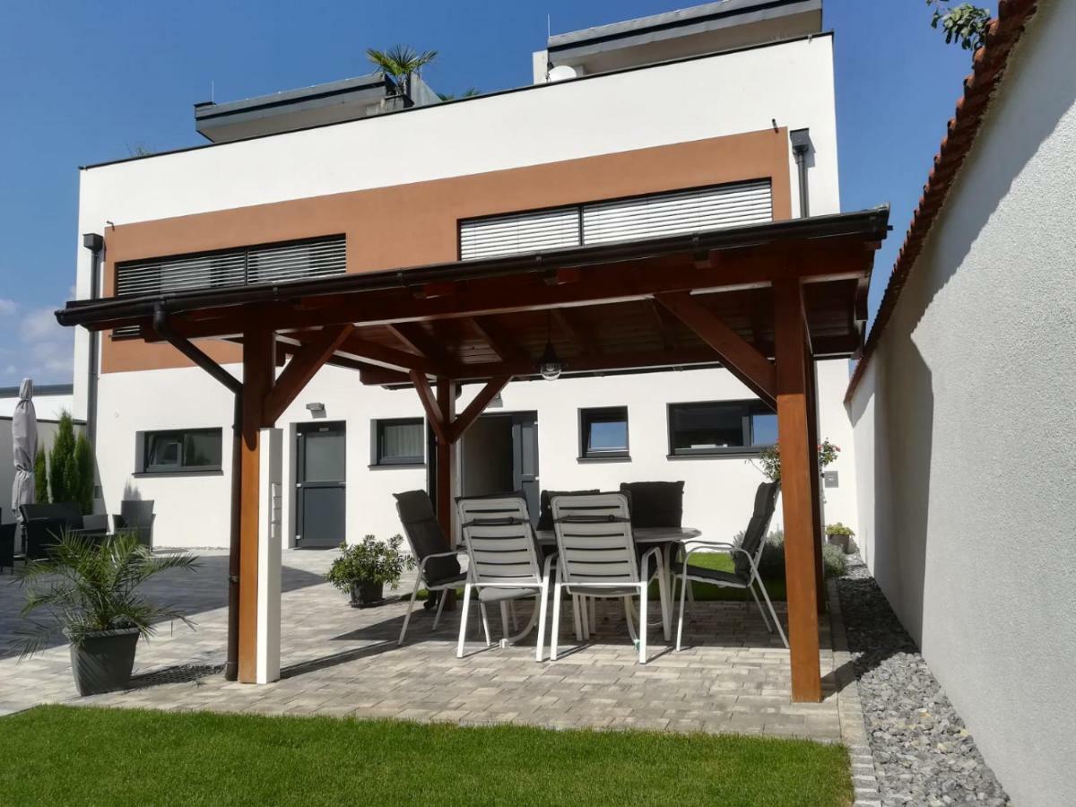 Penthouse Griemann 2 Fuer Max 4 Personen Mit Eigener Grosser Dachterrasse Zum Relaxen! Illmitz Exterior foto